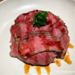 道場六三郎氏がオーナーを務める【懐食みちば】のローストビーフ丼を食べてきました